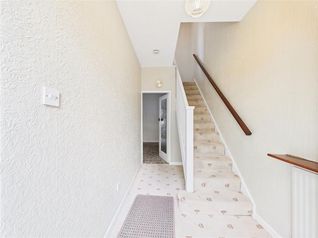 Property photo 3 of 12 Cam05193G0-Pr0017-Still008.Jpg