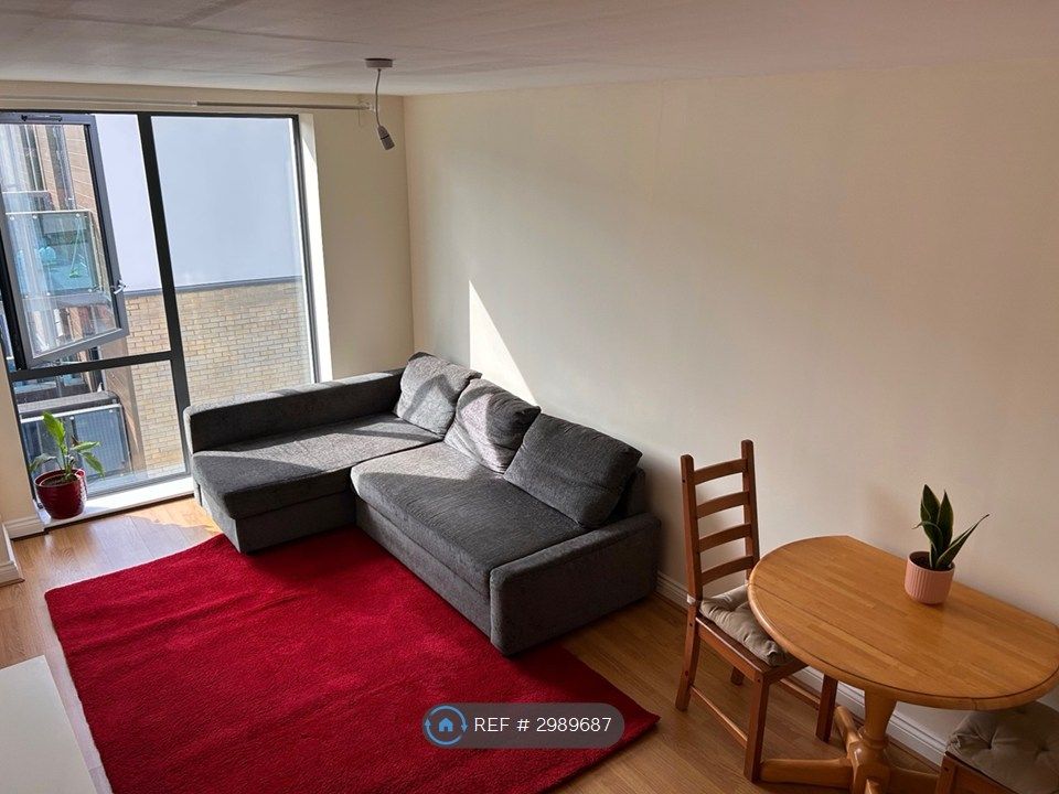 Property photo 2 of 9