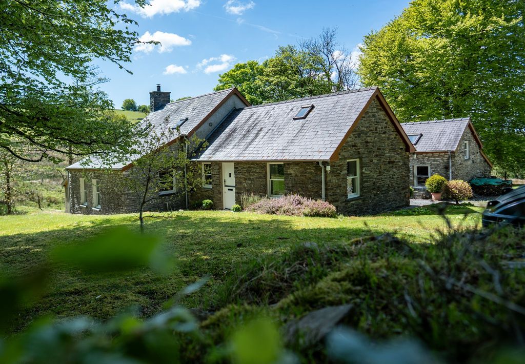 Property photo 2 of 56