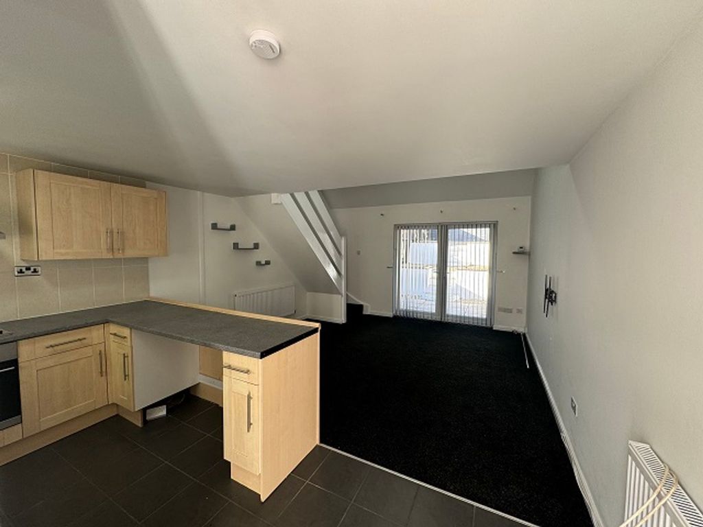 Property photo 2 of 7 Open Plan Living