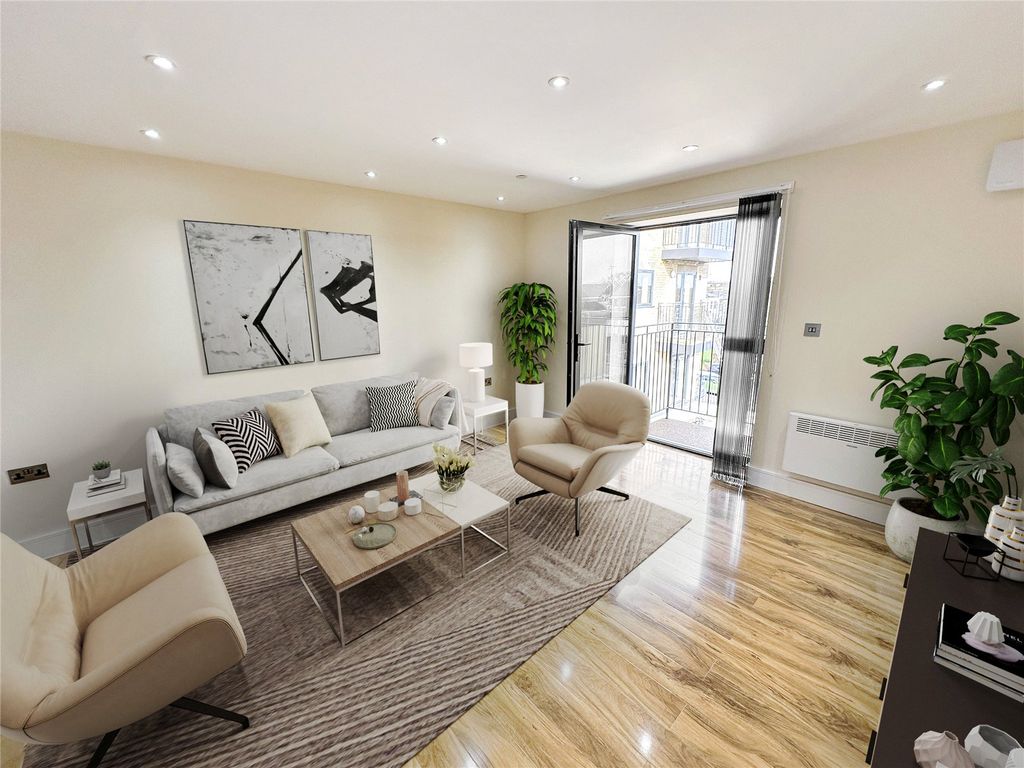 Property photo 1 of 8 Picture No. 12