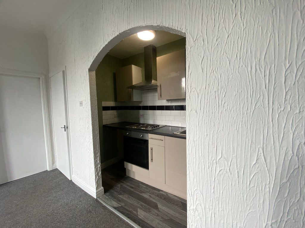 Property photo 1 of 3