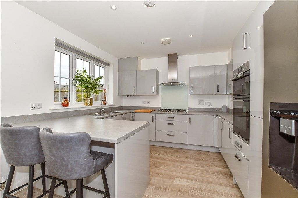 Property photo 3 of 20 Kitchen/Diner