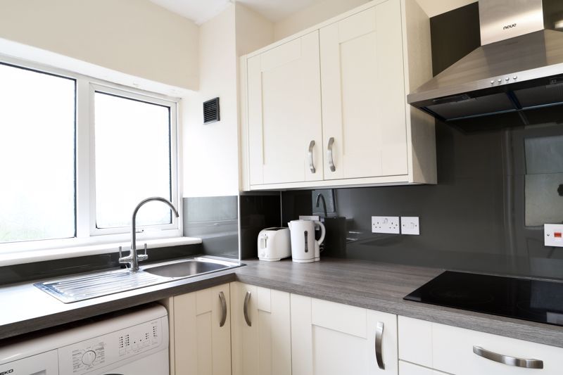 Property photo 1 of 16 Photo 18