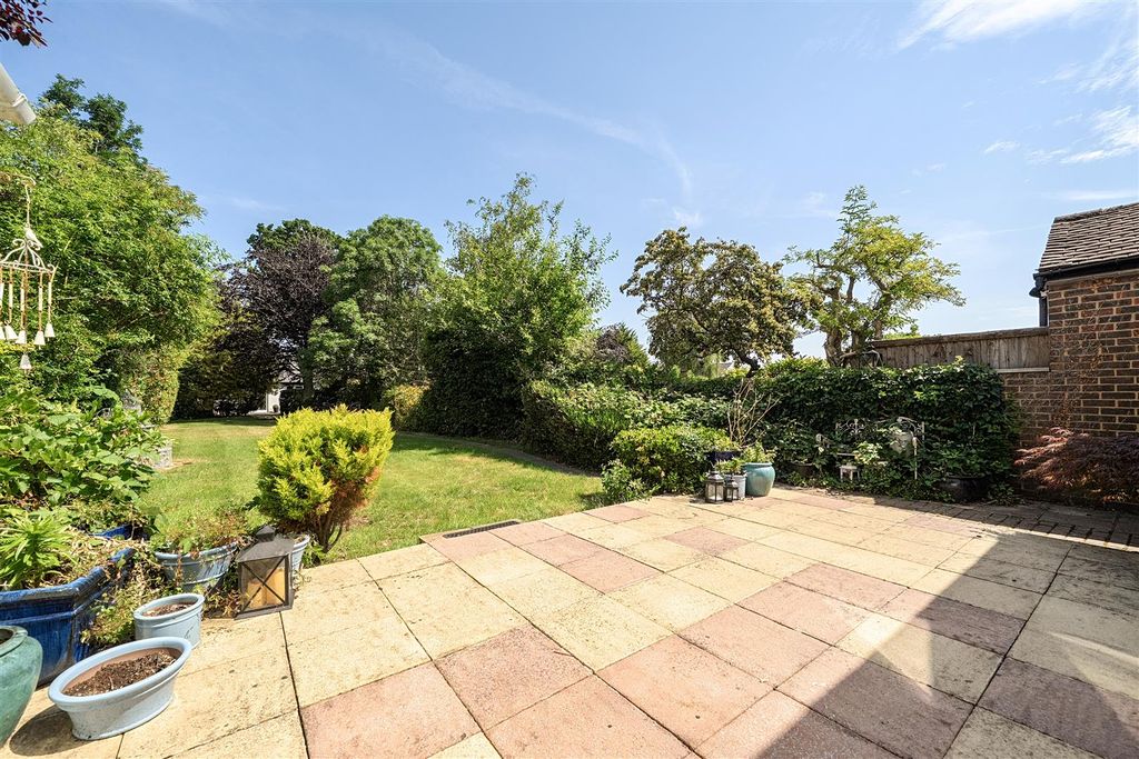 Property photo 3 of 19 1484242-3-6A3E8Ebb2E61A.Jpg