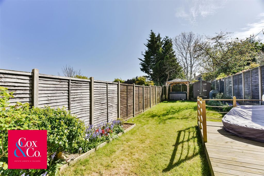 Property photo 3 of 20 81O_0616.Jpg