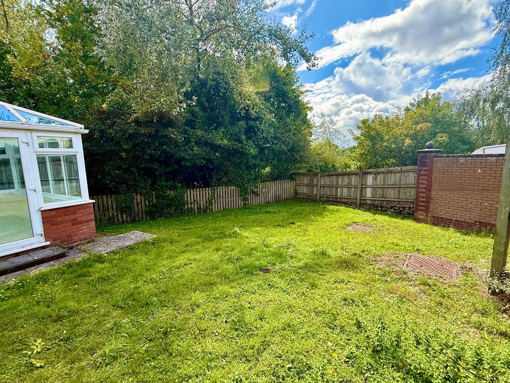 Property photo 2 of 19
