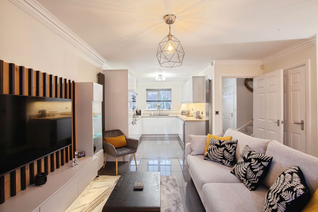 Property photo 2 of 20 Img_3139