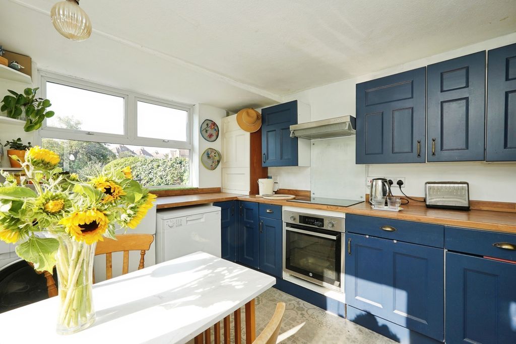 Property photo 2 of 17 Pbox-Img.Jpg
