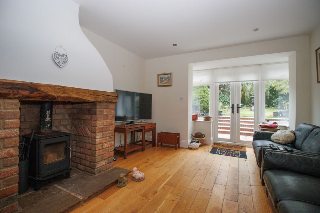 Property photo 2 of 15