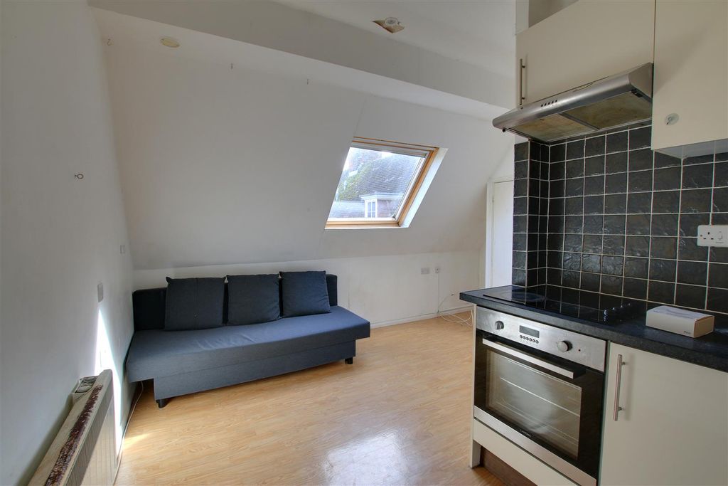 Property photo 2 of 6 Img_7543-Img_7545.Jpg