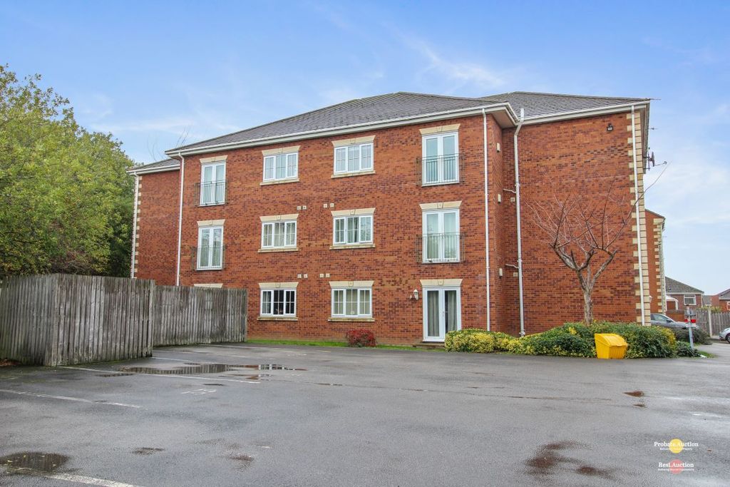 Property photo 3 of 16