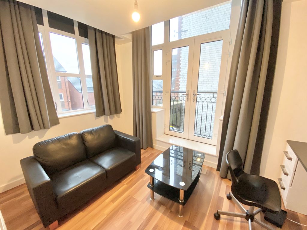 Property photo 1 of 5