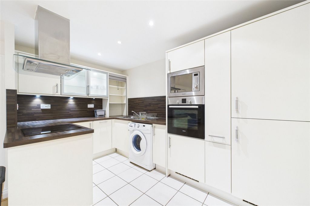 Property photo 2 of 11 Picture No. 02