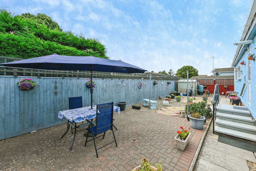Property photo 2 of 20 61Fen040