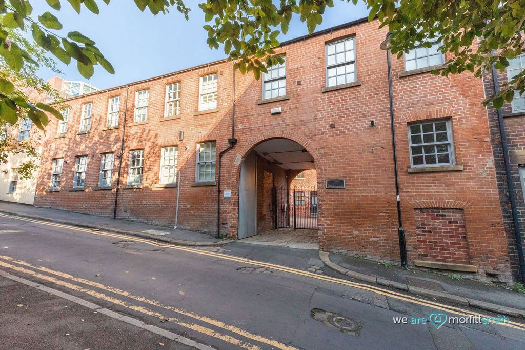 Property photo 3 of 9