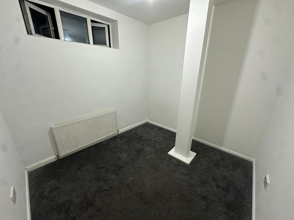 Property photo 2 of 2 Generic Or Other Spaces