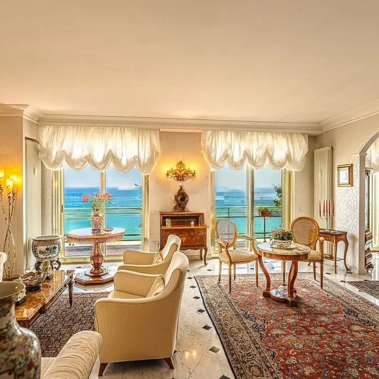 Property photo 1 of 12 Apartment In Ventimiglia, Liguria - Coastal Living