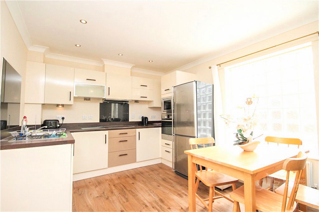Property photo 1 of 16 Kitchen