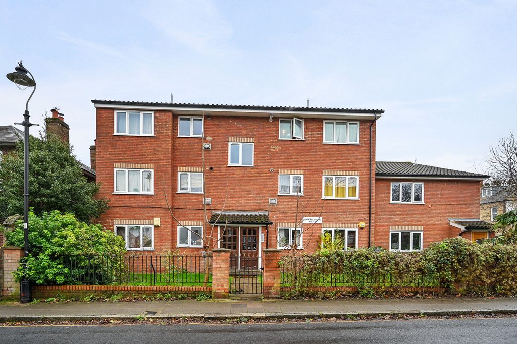 Property photo 1 of 10