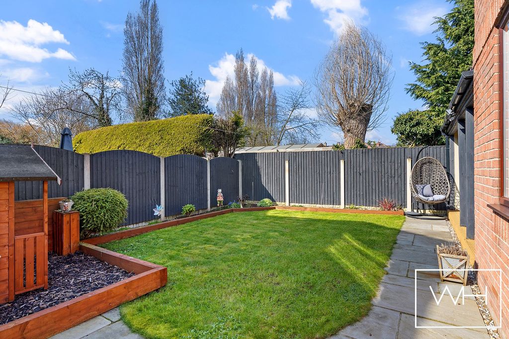 Property photo 2 of 20 9 Farmhill Close, Cusworth 24_297