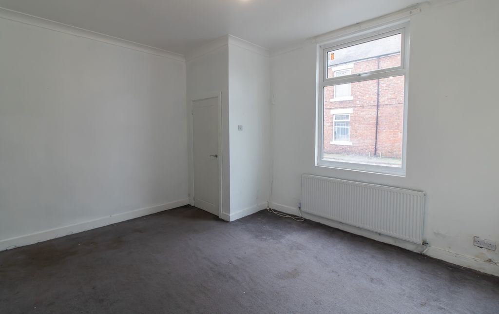 Property photo 2 of 18 Image 1