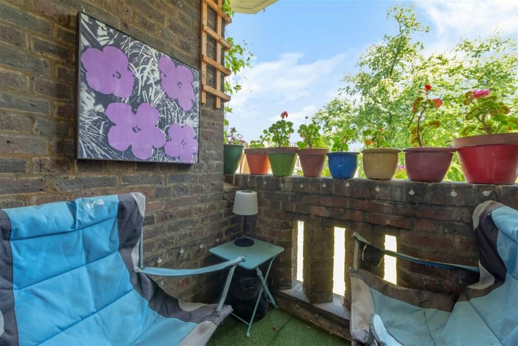 Property photo 3 of 4