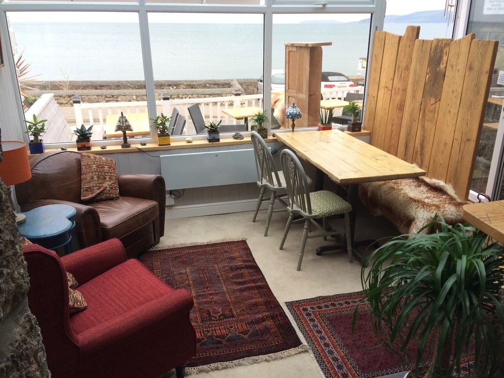 Property photo 3 of 28