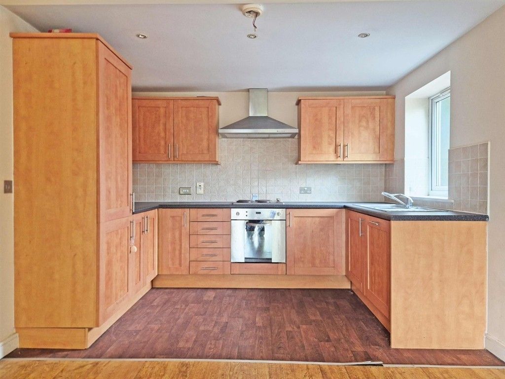Property photo 2 of 5