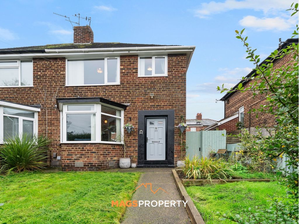 Property photo 1 of 31