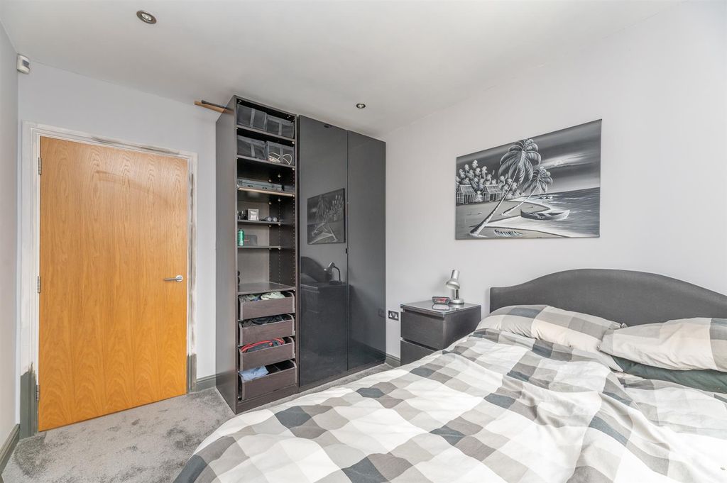 Additional image 4 of 2 bed flat for saleStation Road, Otley LS21