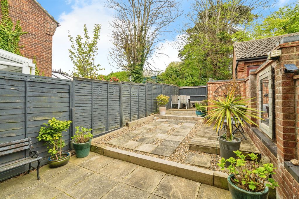 Property photo 3 of 16