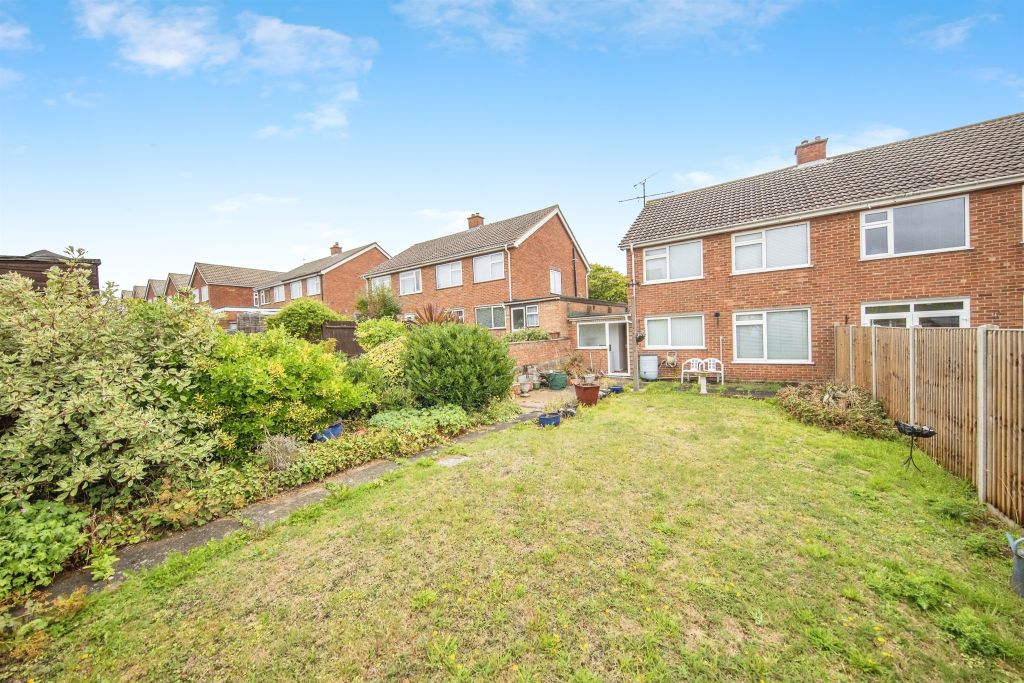 Property photo 2 of 16