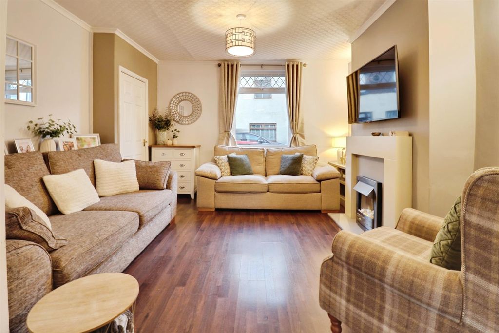 Property photo 2 of 11 88Ef68Aa-Img_5583-Img_5585.Jpg