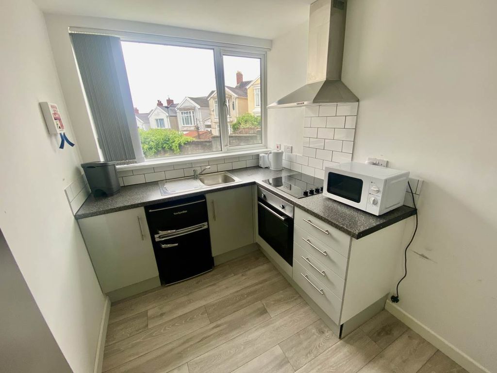 Property photo 3 of 5 Img_8021