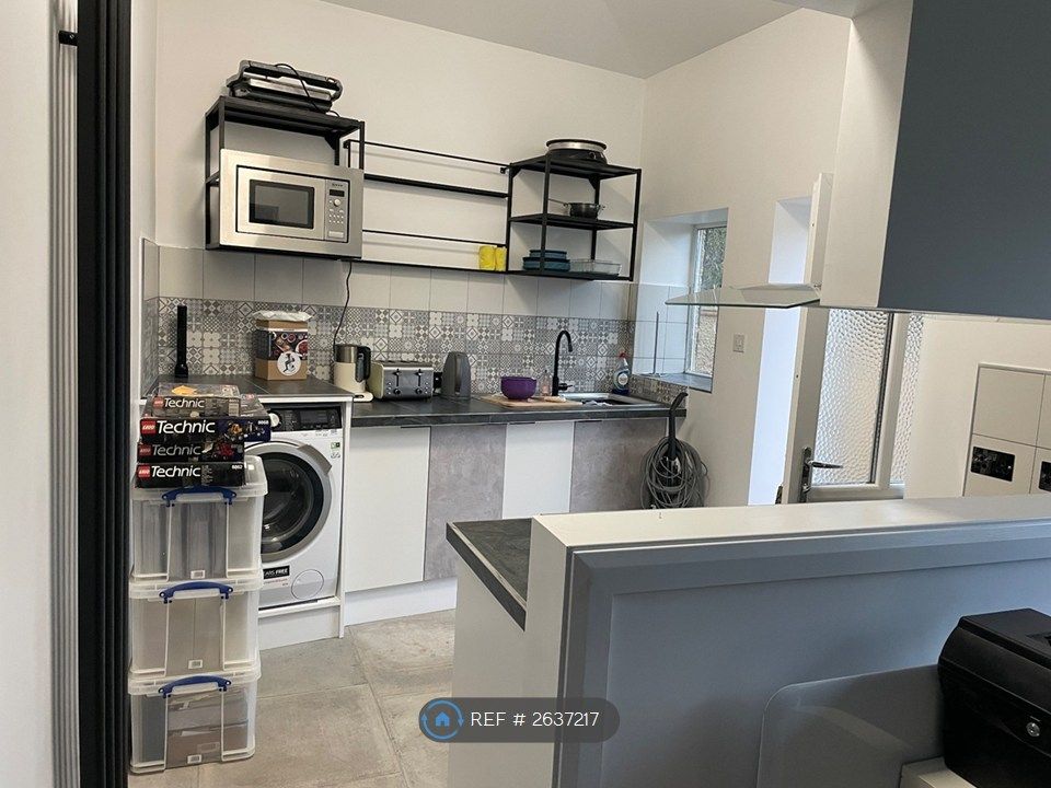 Property photo 1 of 14 Kitchen Semi Open Plan