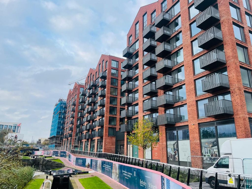 Property photo 1 of 15