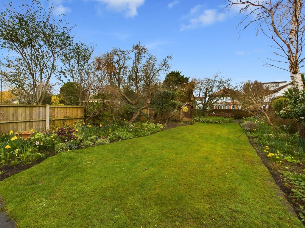 Property photo 3 of 28 Garden