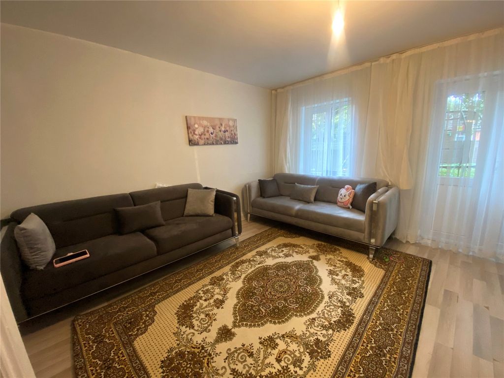 Property photo 2 of 10 Picture No. 07
