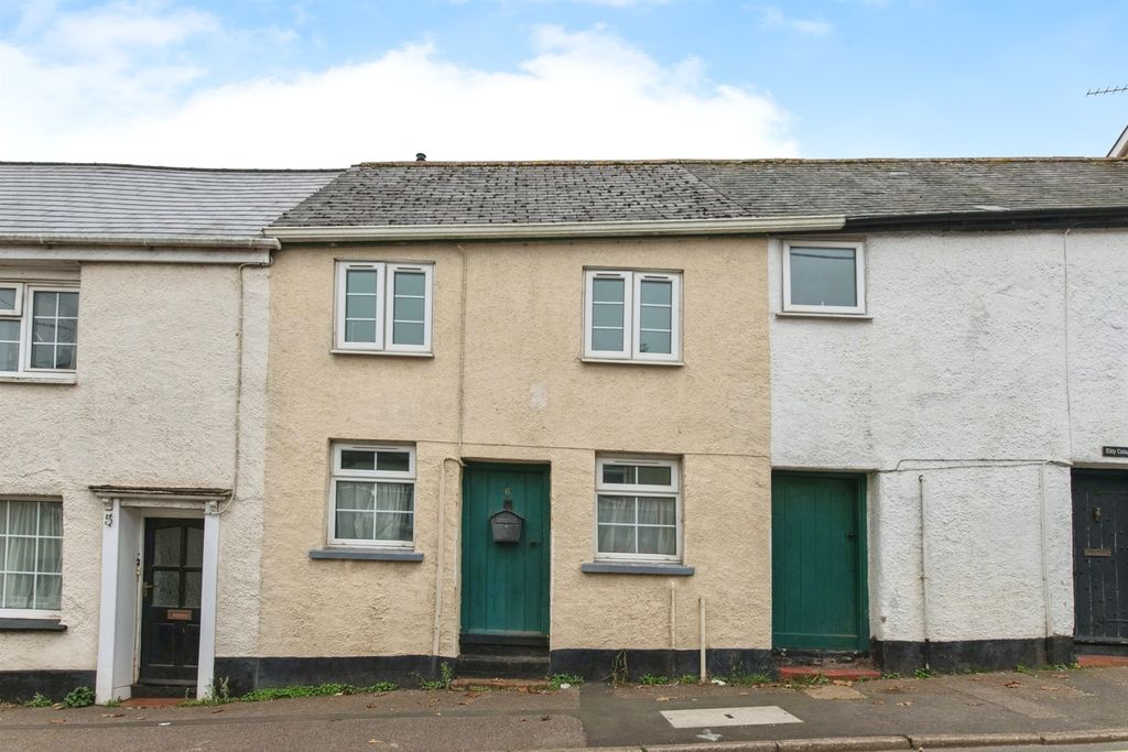 Property photo 1 of 7