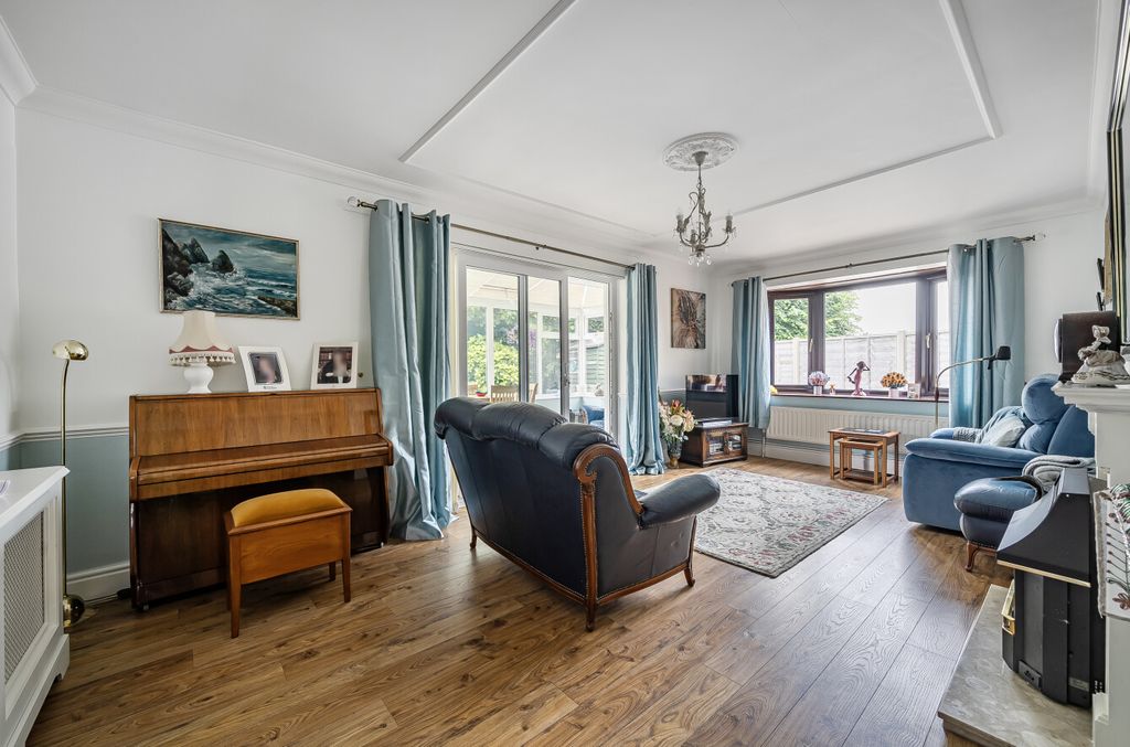 Property photo 2 of 25 1305815106846Df72B4698