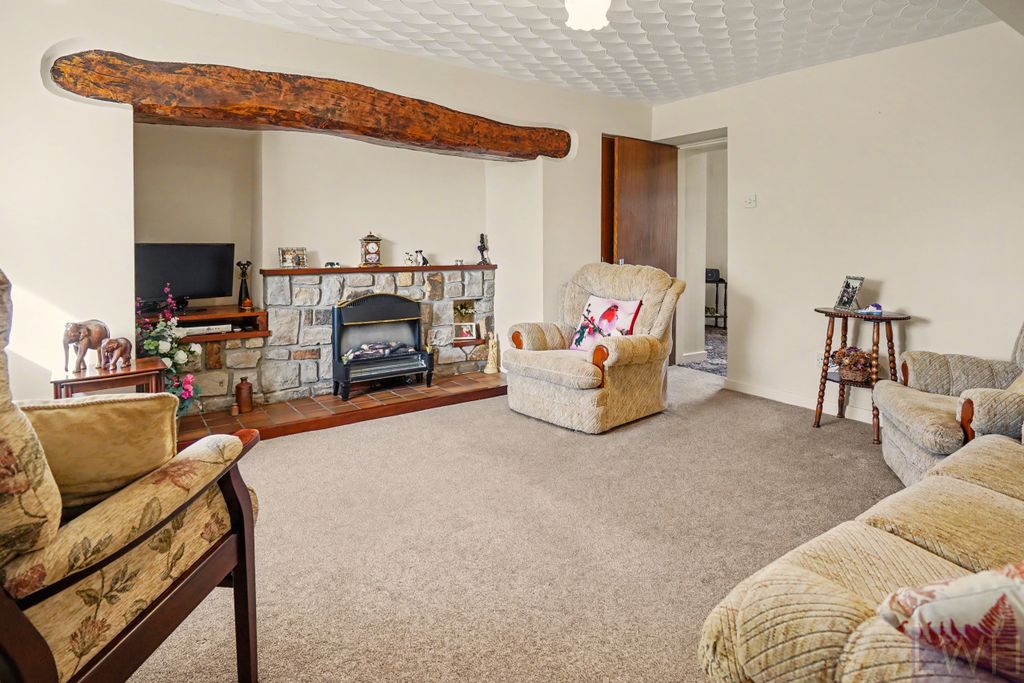 Additional image 13 of 4 bed farm for saleCae Sion Farm, Carmel - 5.3 Ac LL54