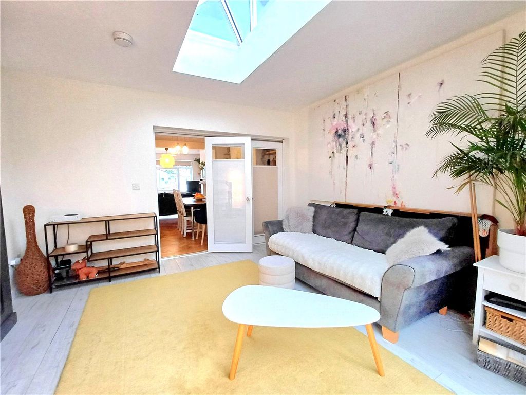 Property photo 3 of 20 Picture No. 29