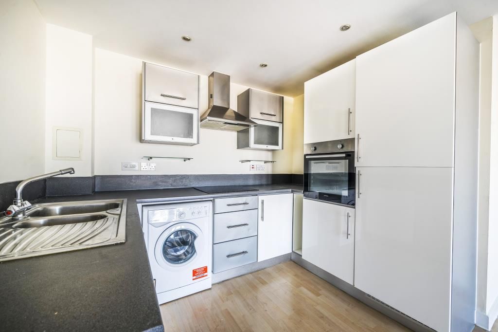 Property photo 2 of 16 Kitchen