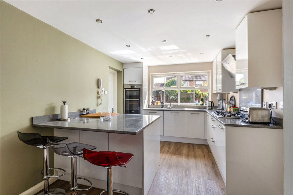 Property photo 2 of 10 Picture No. 08