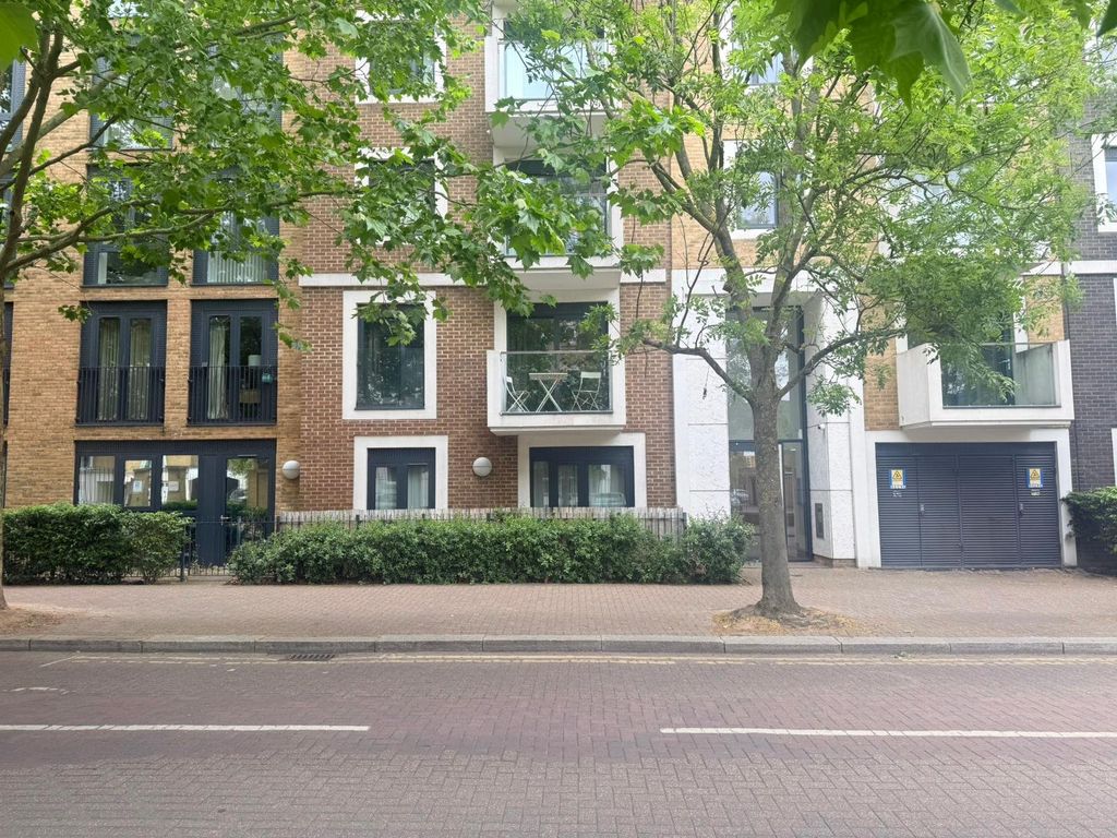 Property photo 1 of 11 Picture No. 18