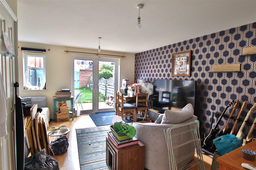 Property photo 3 of 8 Img_5276.Jpg