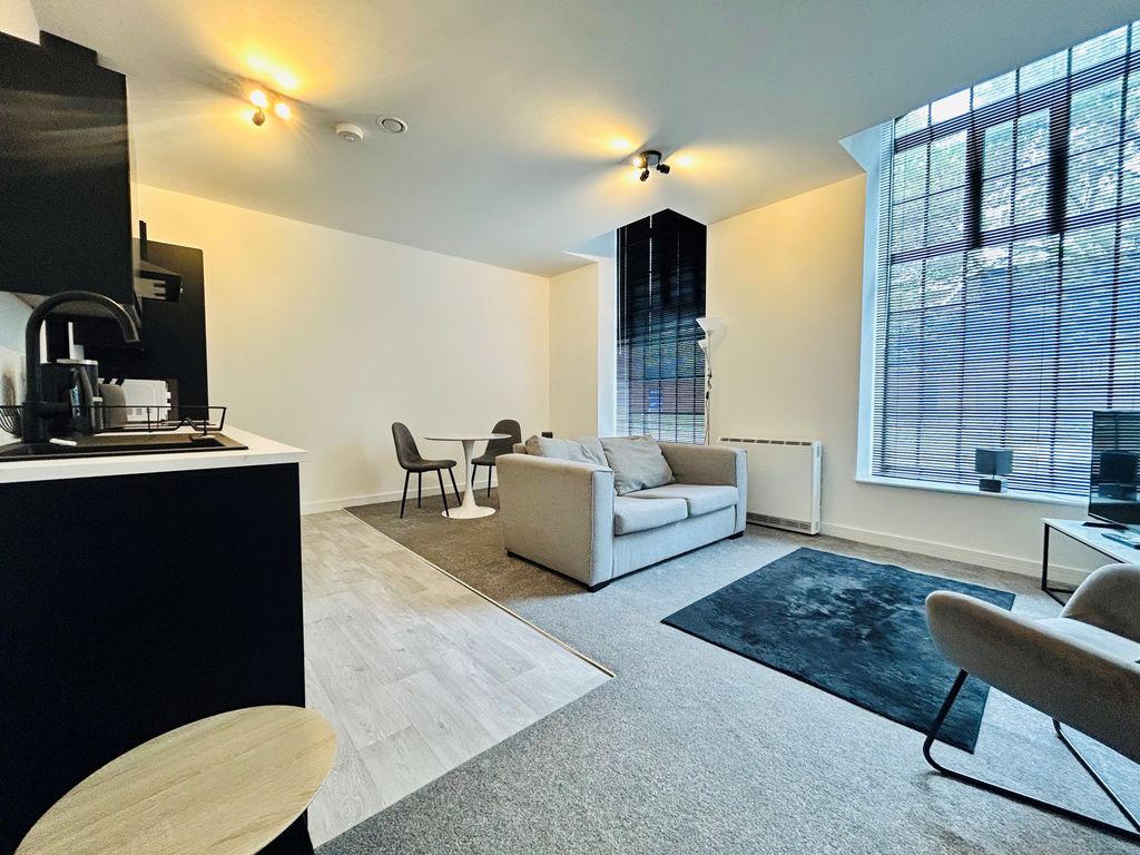 Property photo 3 of 5 Living Room