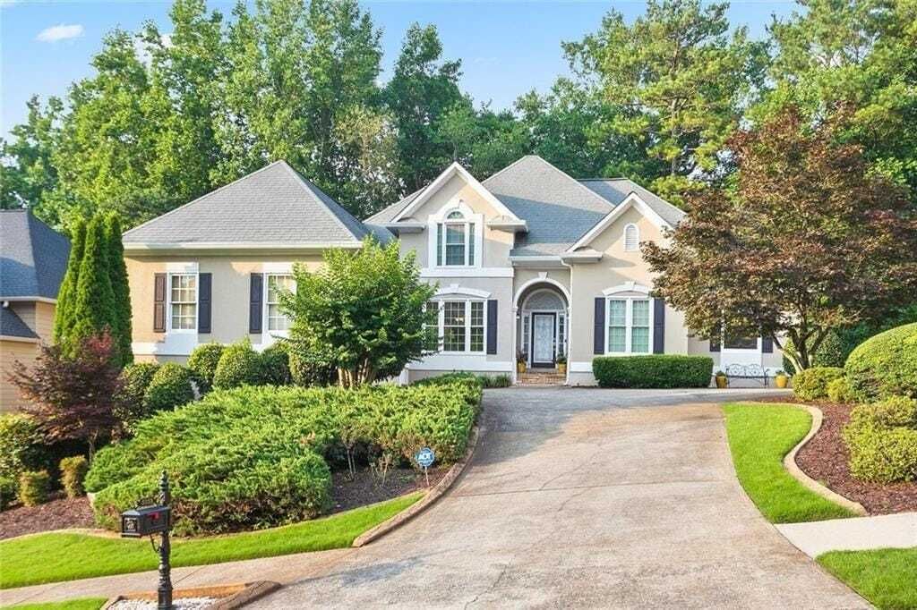 Property photo 1 of 29