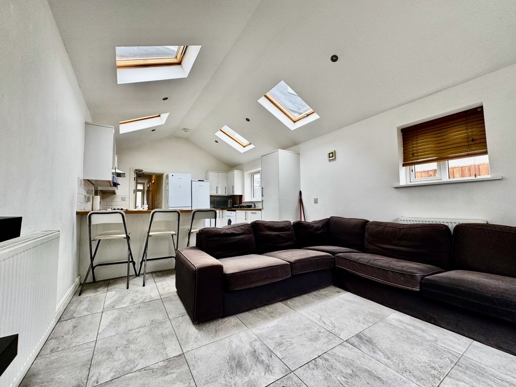 Property photo 1 of 14 Img_8148